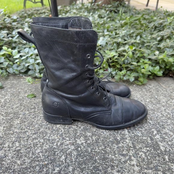 Born Boots Women's Livingston Black Leather Toe Combat Fold Over size 9M - Picture 1 of 7